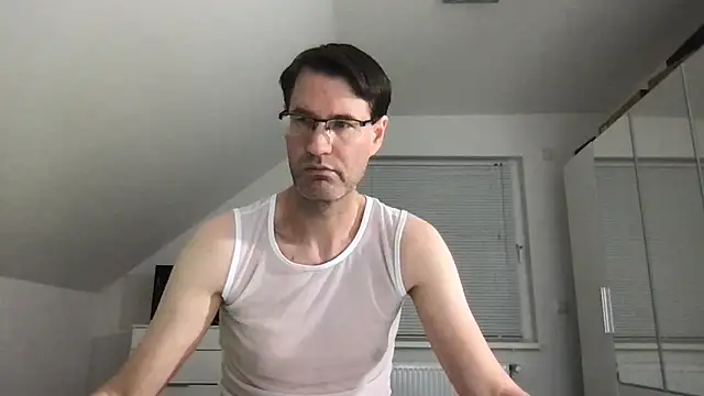 zxzx cam1 online show from October 2025 03:15:01 PM