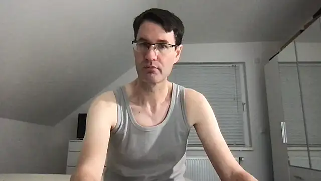 zxzx cam1 online show from December 2025 06:28:02 PM