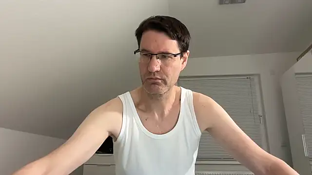 zxzx cam1 online show from March 2026 03:35:01 PM