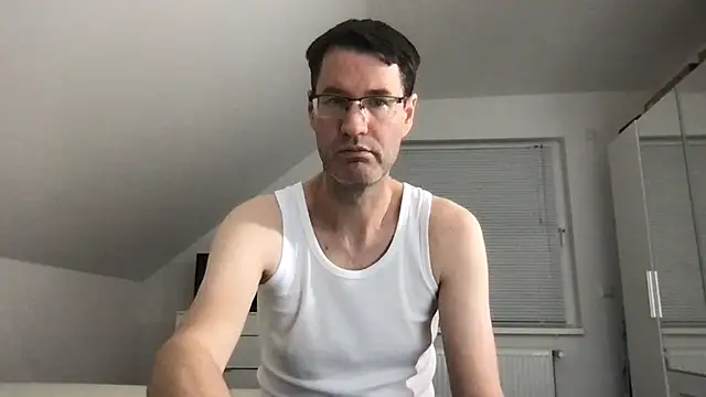 zxzx cam1 online show from November 2025 04:39:01 PM