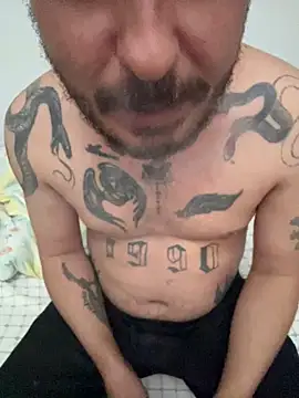 sikergecer3435 online show from April 2026 04:04:02 PM