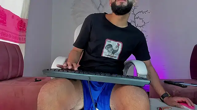 estiben 05 online show from January 2026 04:32:01 PM