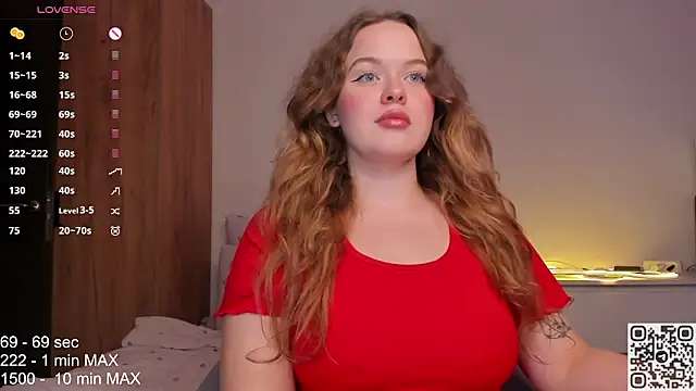 Snapshot of HANNA_MONTANAS chatting on October 2025 04:29:02 PM HANNA MONTANAS online show from October 2025 04:29:02 PM