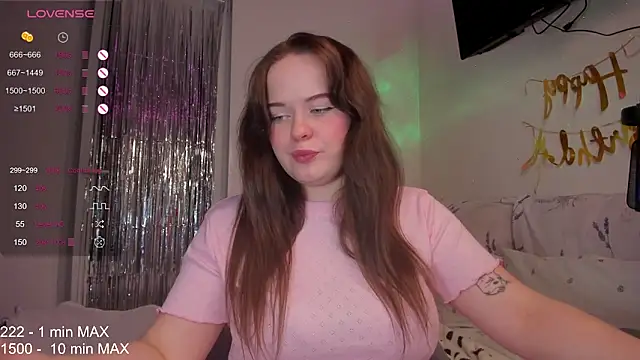 Snapshot of HANNA_MONTANAS chatting on December 2025 04:38:01 PM HANNA MONTANAS online show from December 2025 04:38:01 PM