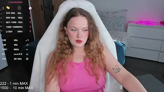HANNA MONTANAS online show from September 2025 12:43:02 PM