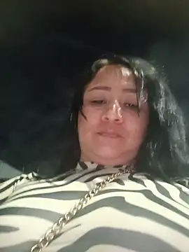 Snapshot of alondraabrown chatting on June 2026 02:01:02 AM alondraabrown online show from June 2026 02:01:02 AM