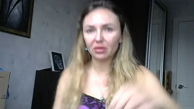 AngelinaLove28 online show from November 2025 08:02:02 AM