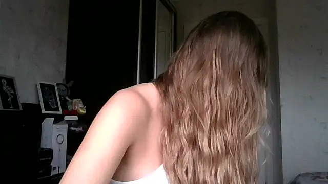 AngelinaLove28 online show from October 2025 07:40:02 AM