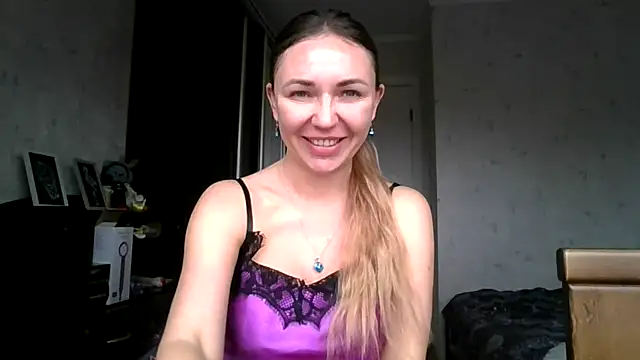 AngelinaLove28 online show from November 2025 07:24:02 AM