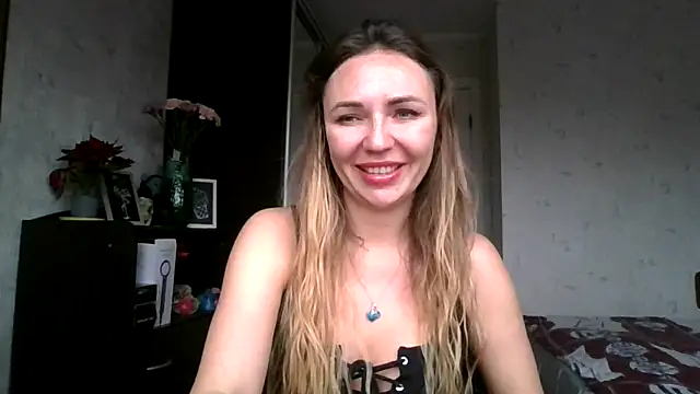 AngelinaLove28 online show from December 2025 07:46:02 AM