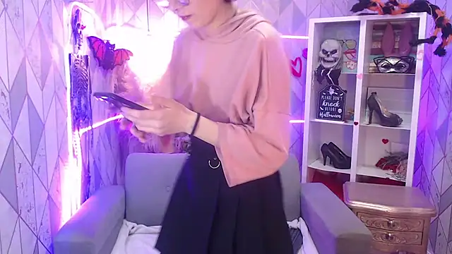 charlottemoonxz online show from October 2025 07:14:01 PM