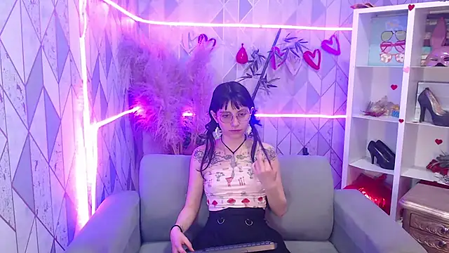 charlottemoonxz online show from October 2025 08:10:01 PM