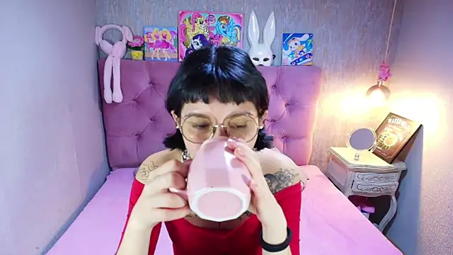 charlottemoonxz online show from March 2026 07:10:02 PM