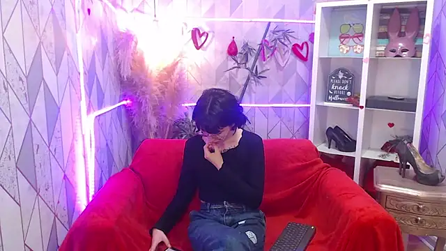 charlottemoonxz online show from November 2025 07:50:02 PM