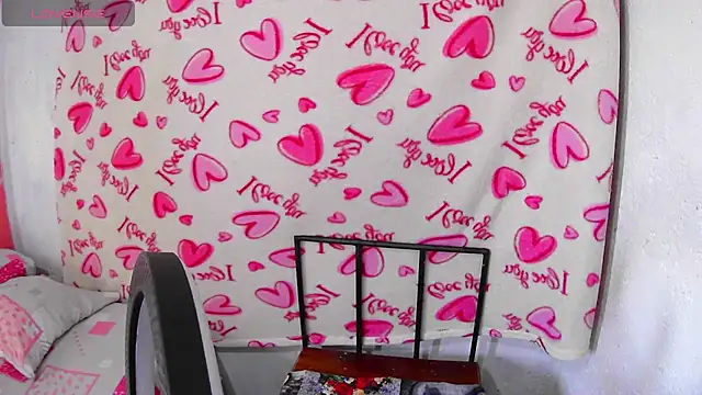 lynieh- online show from September 2025 08:59:01 PM