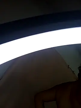 lynieh- online show from March 2026 05:33:02 AM