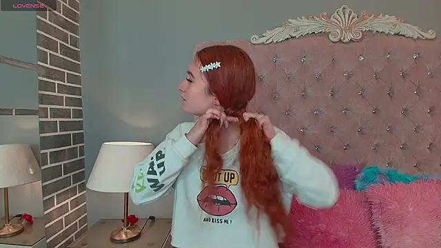 AdelaineBest online show from September 2025 04:41:01 AM