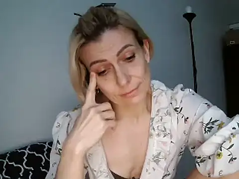 anechka1 online show from February 2025 10:09:01 PM