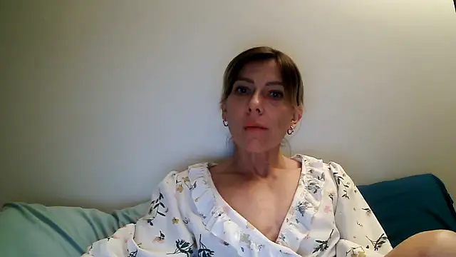 Snapshot of anechka1 chatting on May 2026 12:37:01 AM anechka1 online show from May 2026 12:37:01 AM