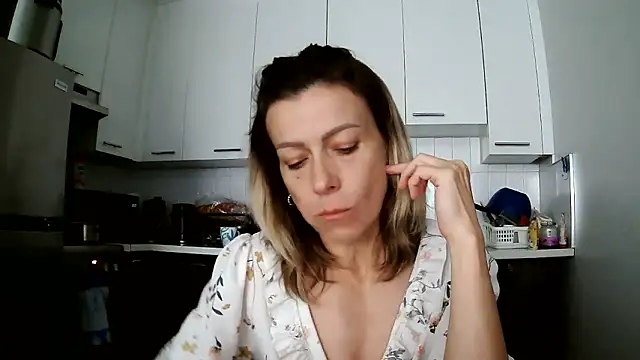 Snapshot of anechka1 chatting on June 2026 02:44:02 PM anechka1 online show from June 2026 02:44:02 PM