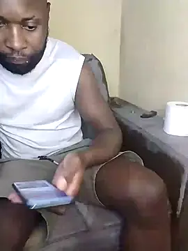 Snapshot of Stallion100 chatting on January 2025 05:51:02 PM Stallion100 online show from January 2025 05:51:02 PM