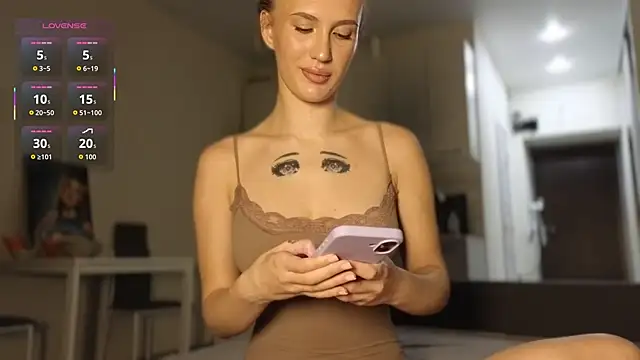 lluna drug online show from September 2025 06:19:01 PM