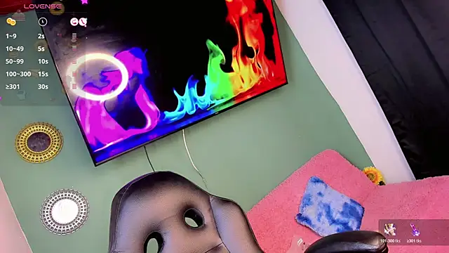 Snapshot of Charming_J chatting on February 2026 06:26:01 AM Charming J online show from February 2026 06:26:01 AM