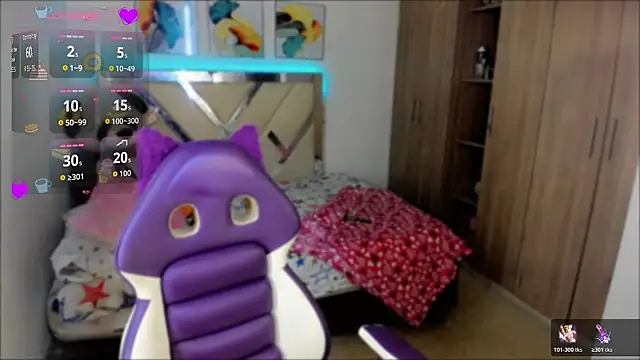 Snapshot of Charming_J chatting on December 2025 07:07:02 AM Charming J online show from December 2025 07:07:02 AM