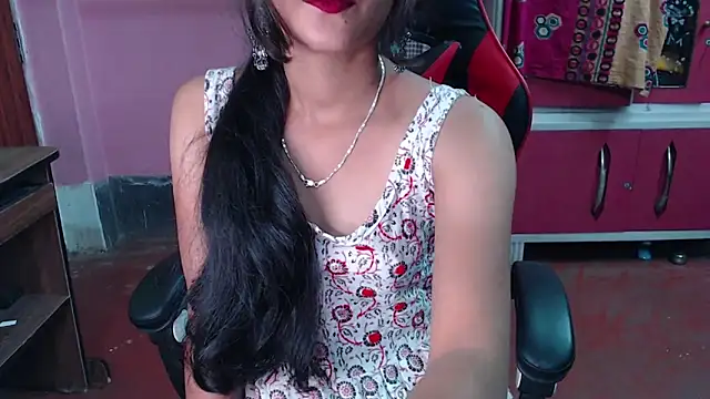 Snapshot of Angel_Alison_ chatting on February 2025 05:25:02 PM Angel Alison  online show from February 2025 05:25:02 PM