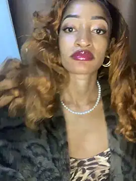 Snapshot of GoddessVee chatting on December 2024 08:26:02 PM GoddessVee online show from December 2024 08:26:02 PM