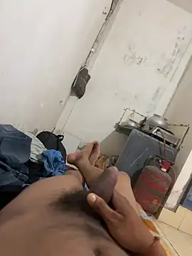 Snapshot of ravirishi1122 chatting on May 2026 06:11:02 PM ravirishi1122 online show from May 2026 06:11:02 PM