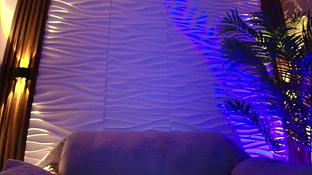 kimberly Gonzalez1 online show from October 2025 08:39:02 PM