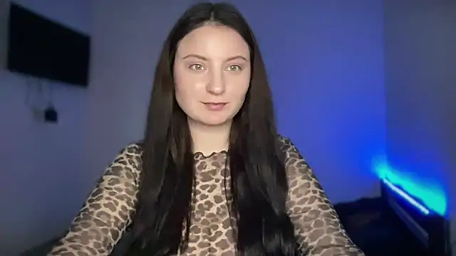 LocaAlis online show from November 2025 04:00:01 PM