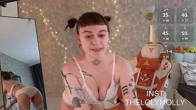 LolyMolli online show from October 2025 10:01:01 AM