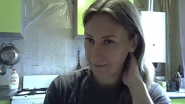 Snapshot of AshleyXHoney chatting on June 2026 08:36:02 AM AshleyXHoney online show from June 2026 08:36:02 AM