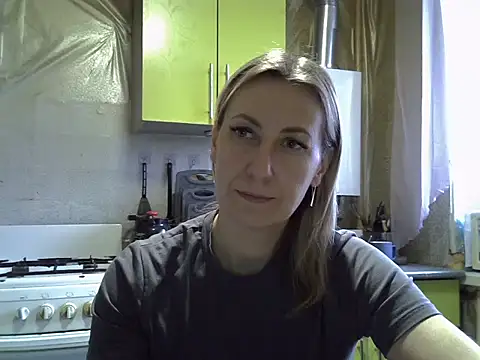 Snapshot of AshleyXHoney chatting on December 2025 07:01:01 AM AshleyXHoney online show from December 2025 07:01:01 AM