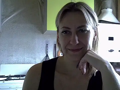 AshleyXHoney online show from September 2025 05:56:01 AM