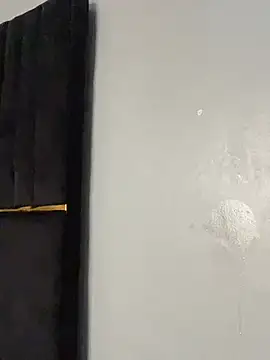 julietunderwoood online show from February 2026 08:22:01 AM