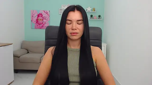 MadisonGomes online show from February 2025 12:08:02 PM