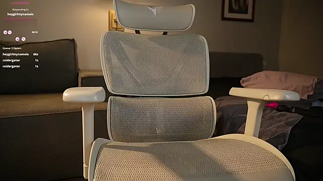 milablum777 online show from December 2024 07:11:02 PM