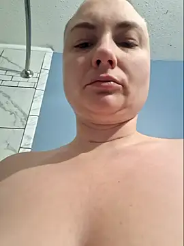 MilfyMrsRobinson online show from May 2026 11:18:02 AM