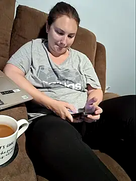 Snapshot of MilfyMrsRobinson chatting on September 2025 11:05:01 AM MilfyMrsRobinson online show from September 2025 11:05:01 AM