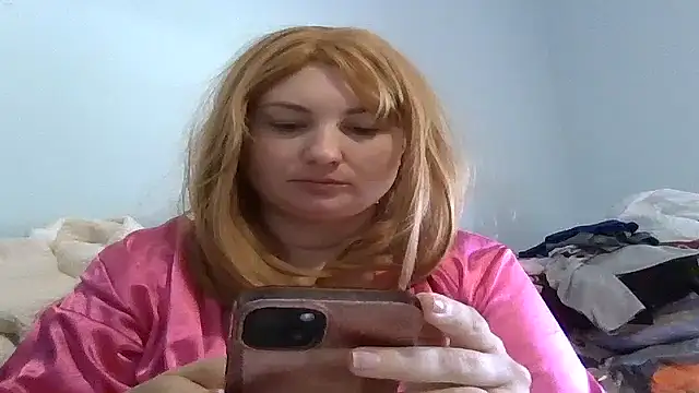 Snapshot of MilfyMrsRobinson chatting on July 2026 01:51:01 PM MilfyMrsRobinson online show from July 2026 01:51:01 PM