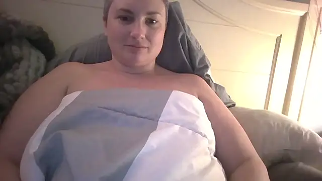 Snapshot of MilfyMrsRobinson chatting on August 2026 01:47:02 AM MilfyMrsRobinson online show from August 2026 01:47:02 AM