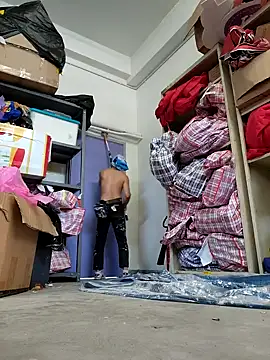 Snapshot of 2tomka52052sex chatting on September 2025 01:15:01 AM 2tomka52052sex online show from September 2025 01:15:01 AM