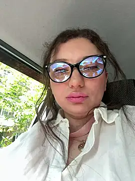 MooonReal online show from June 2026 04:56:02 AM