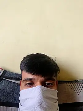 Snapshot of yashzae chatting on March 2025 08:54:02 AM yashzae online show from March 2025 08:54:02 AM