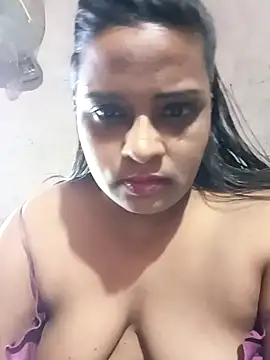 Snapshot of Love_Jenny chatting on February 2025 07:01:01 AM Love Jenny online show from February 2025 07:01:01 AM