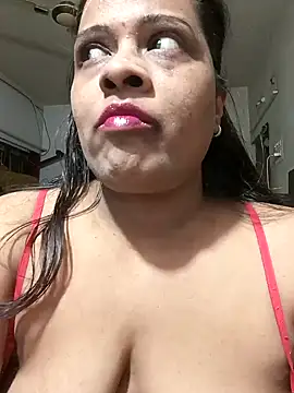 Snapshot of Love_Jenny chatting on February 2025 02:53:02 PM Love Jenny online show from February 2025 02:53:02 PM