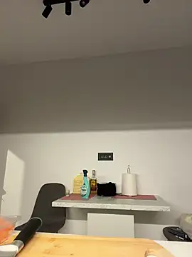 KimArts online show from October 2025 07:11:01 PM